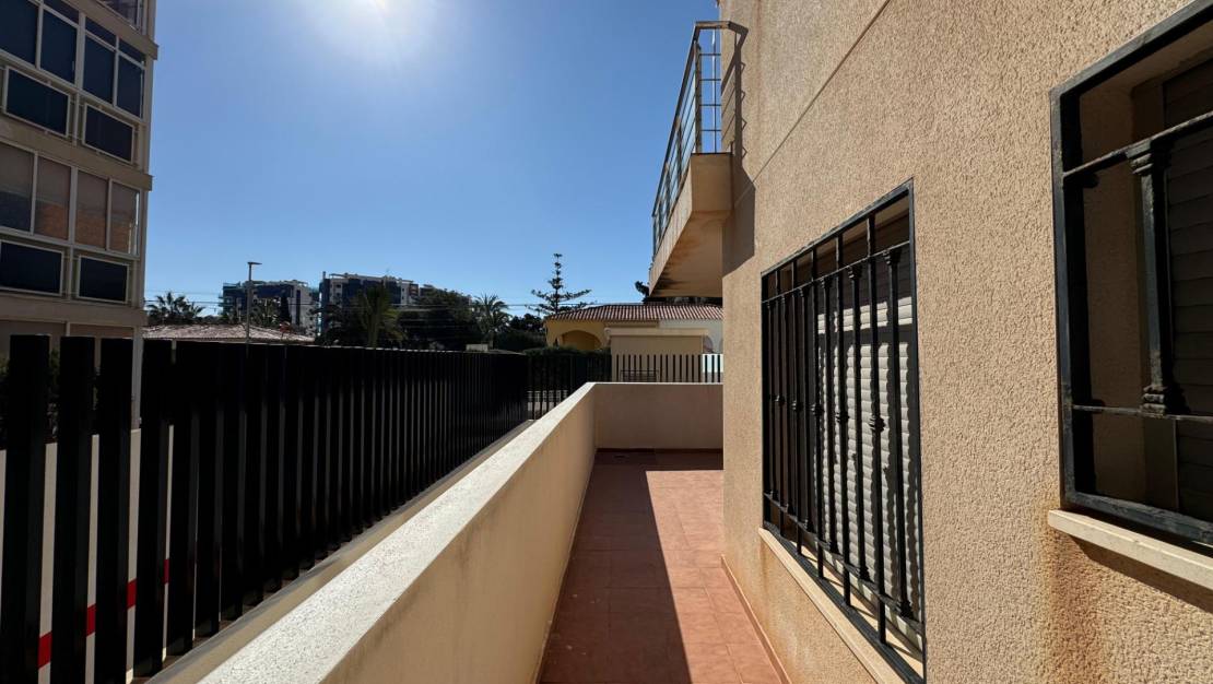 Sale - Apartment - Torrevieja - Punta prima