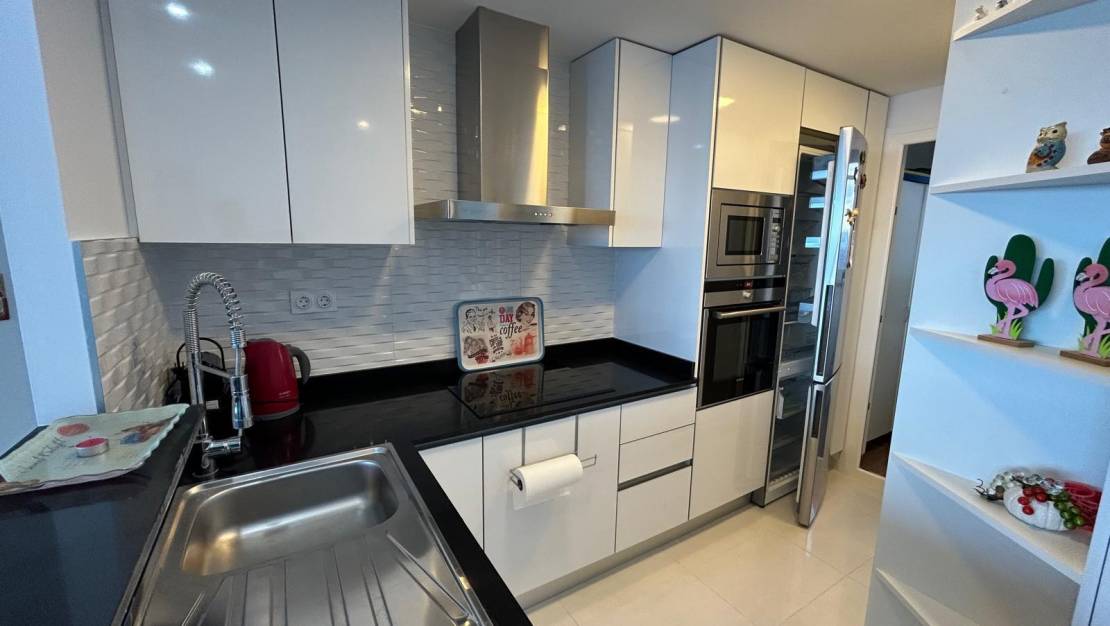 Sale - Apartment - Torrevieja - Punta prima
