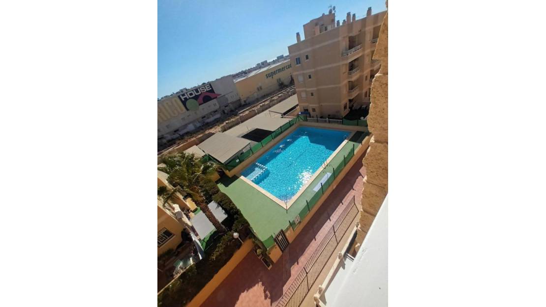 Sale - Apartment - Torrevieja - Sector 25