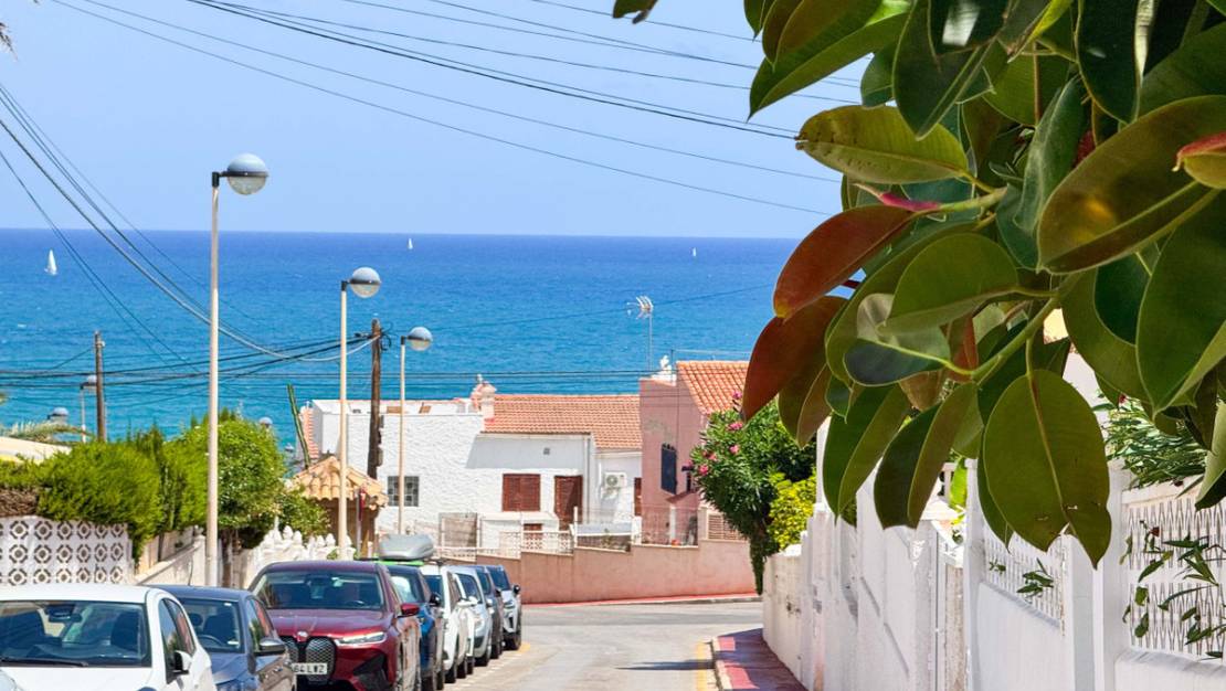 Sale - Apartment - Torrevieja - Torre la mata