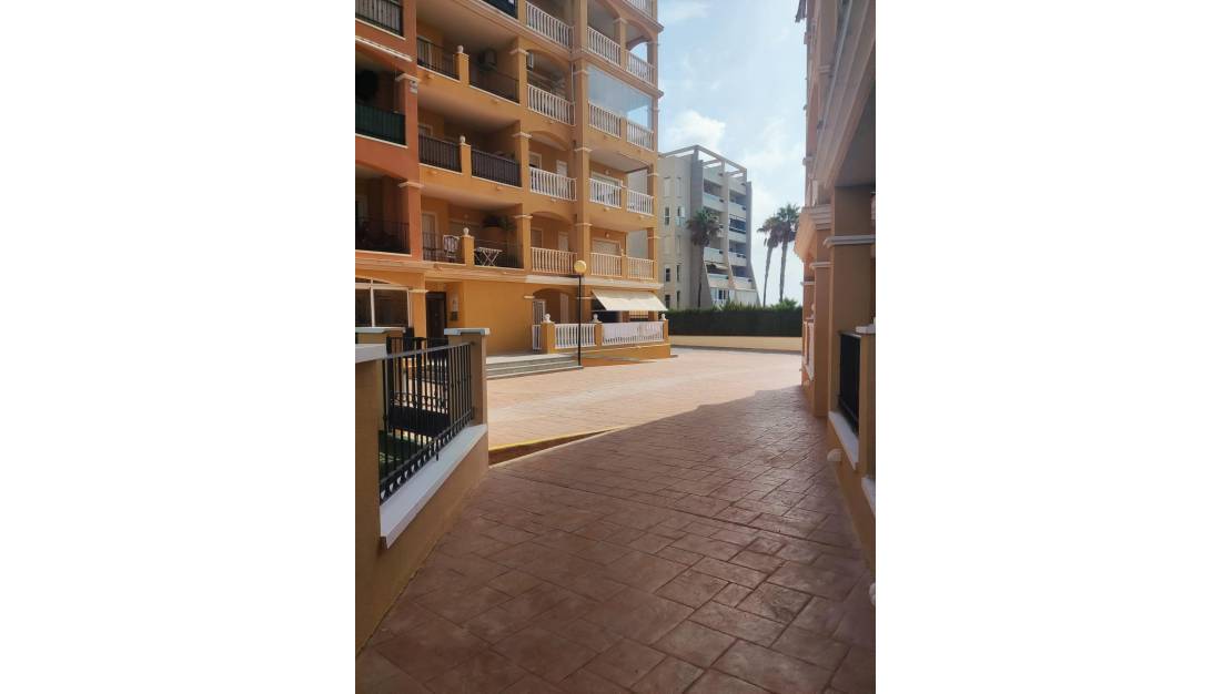 Sale - Apartment - Torrevieja - Torreblanca