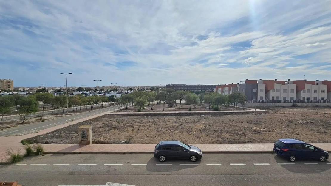 Sale - Apartment - Torrevieja - Torrejón