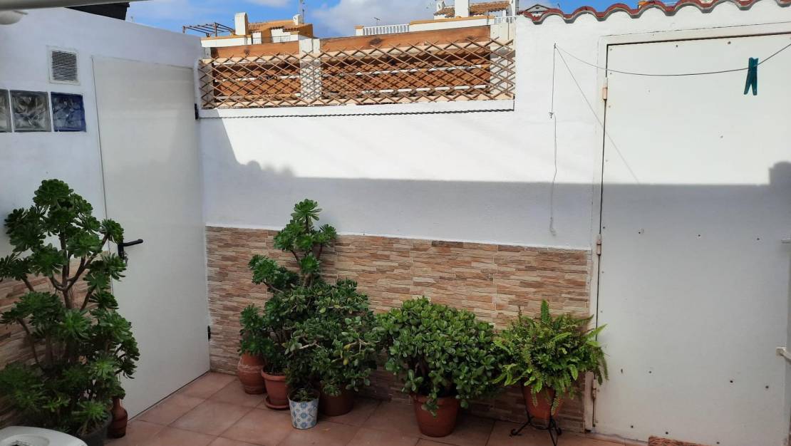 Sale - Apartment - Torrevieja - Torretas