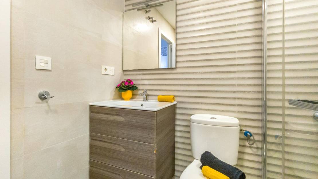 Sale - Apartment - Torrevieja - Torrevieja Centro