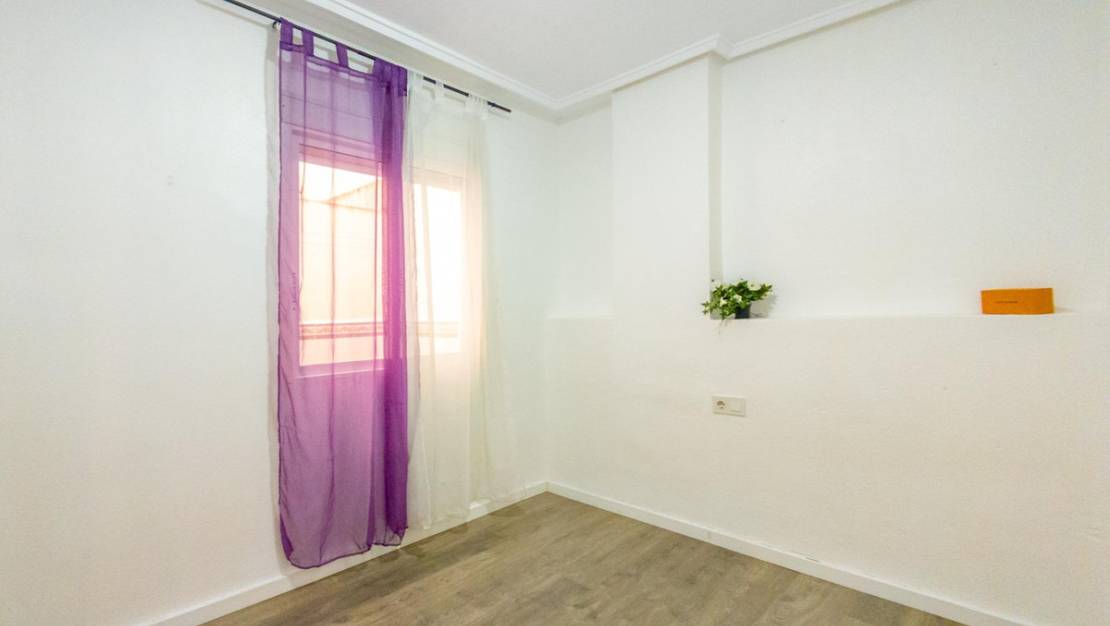 Sale - Apartment - Torrevieja - Torrevieja Centro