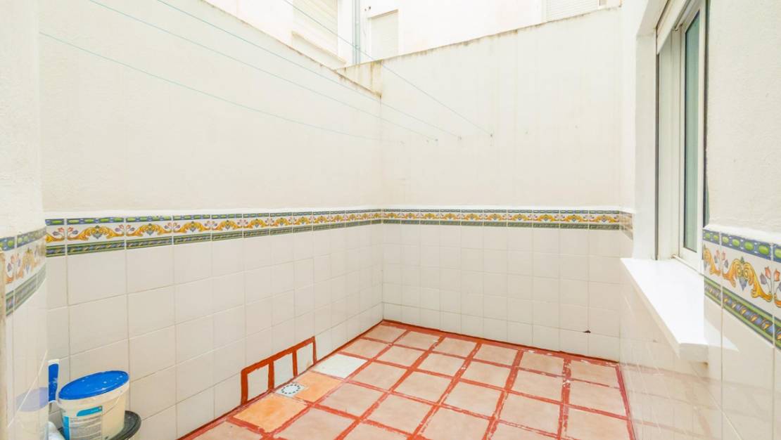 Sale - Apartment - Torrevieja - Torrevieja Centro