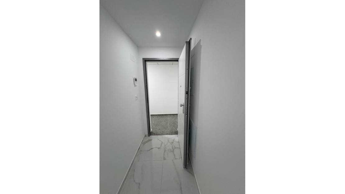 Sale - Apartment - Torrevieja - Torrevieja Centro