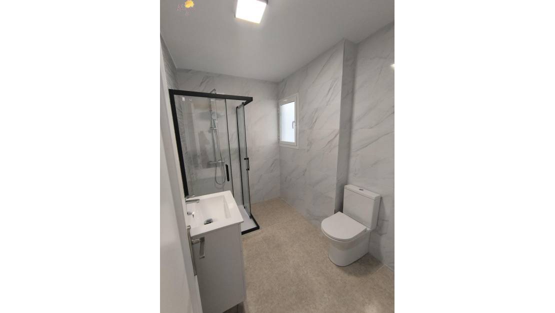 Sale - Apartment - Torrevieja - Torrevieja Centro