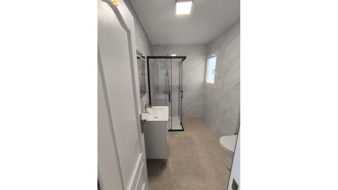 Sale - Apartment - Torrevieja - Torrevieja Centro