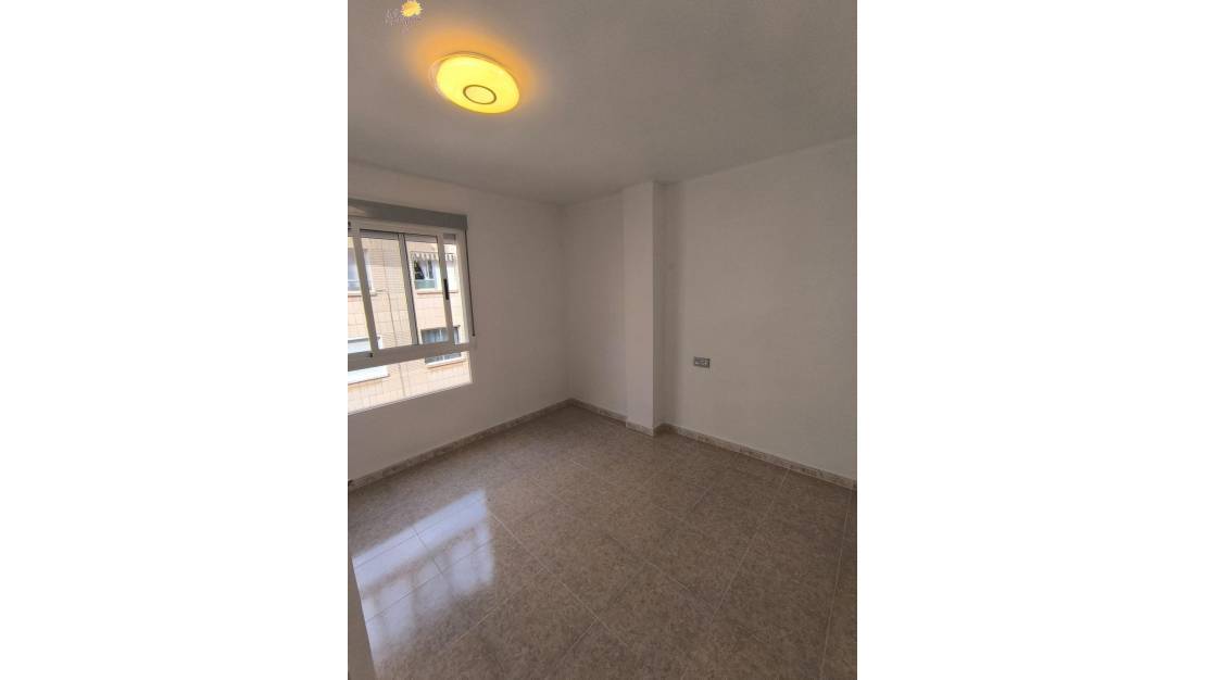 Sale - Apartment - Torrevieja - Torrevieja Centro