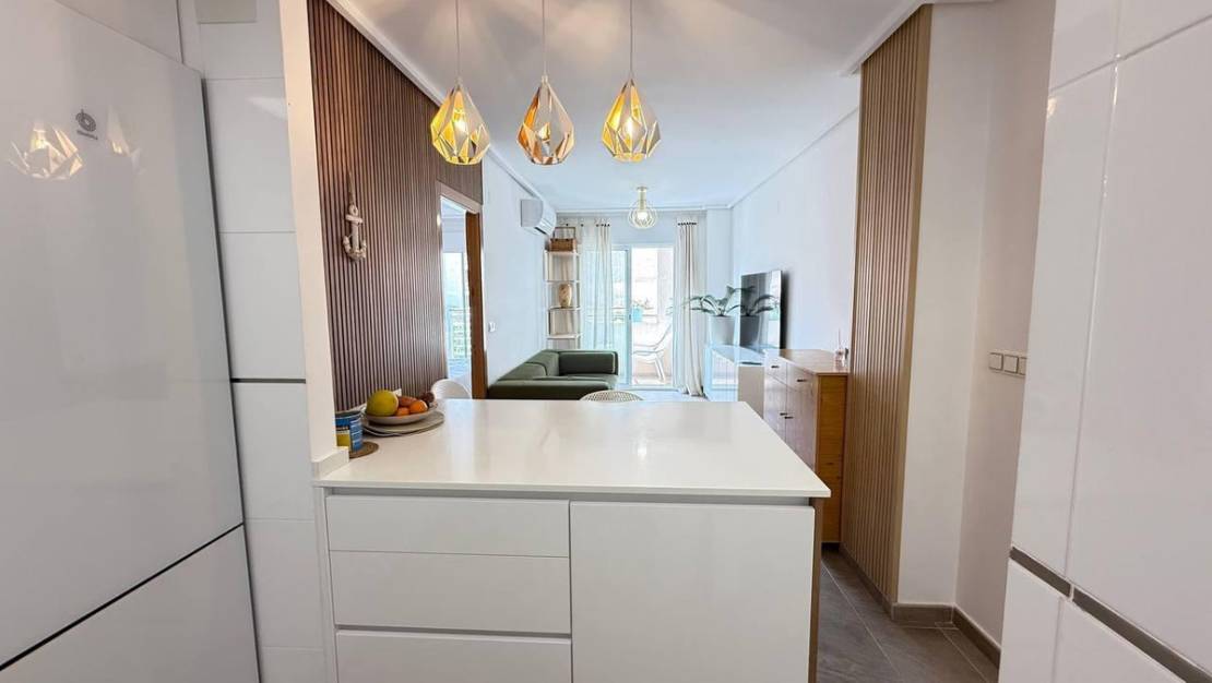 Sale - Apartment - Torrevieja - Torrevieja Centro