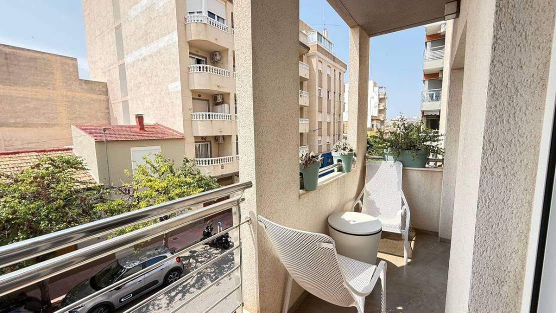 Sale - Apartment - Torrevieja - Torrevieja Centro