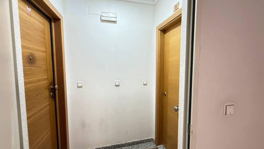 Sale - Apartment - Torrevieja - Torrevieja Centro