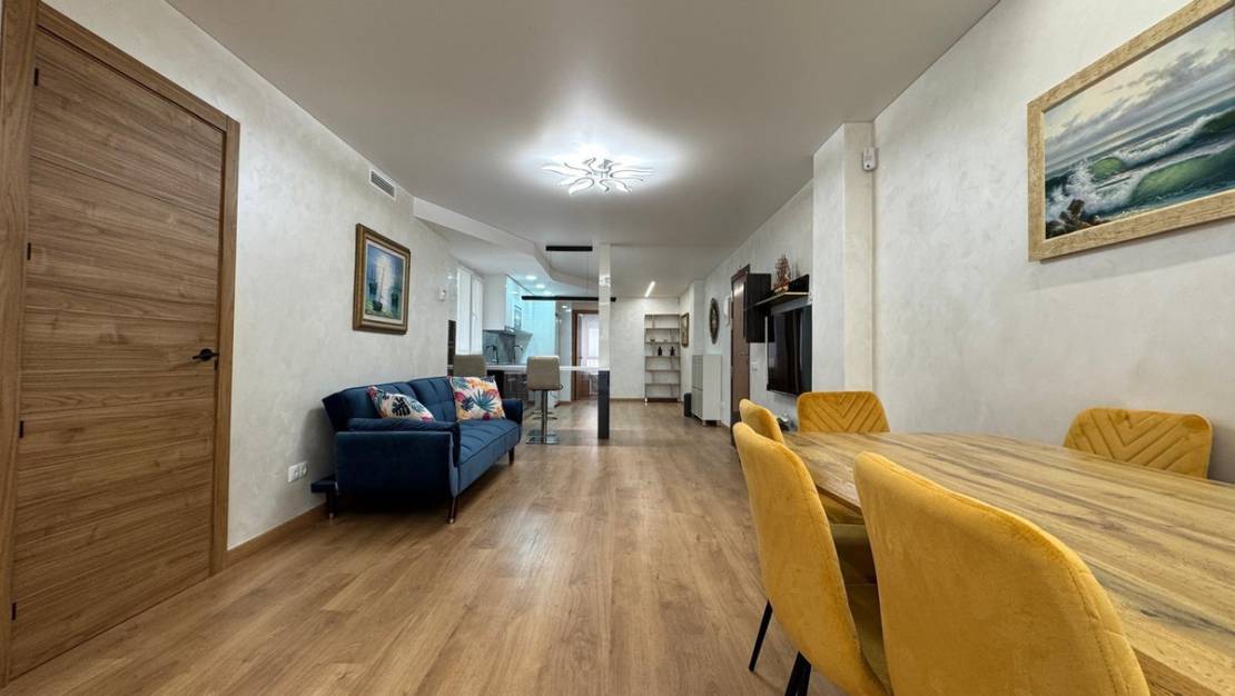 Sale - Apartment - Torrevieja - Torrevieja Centro