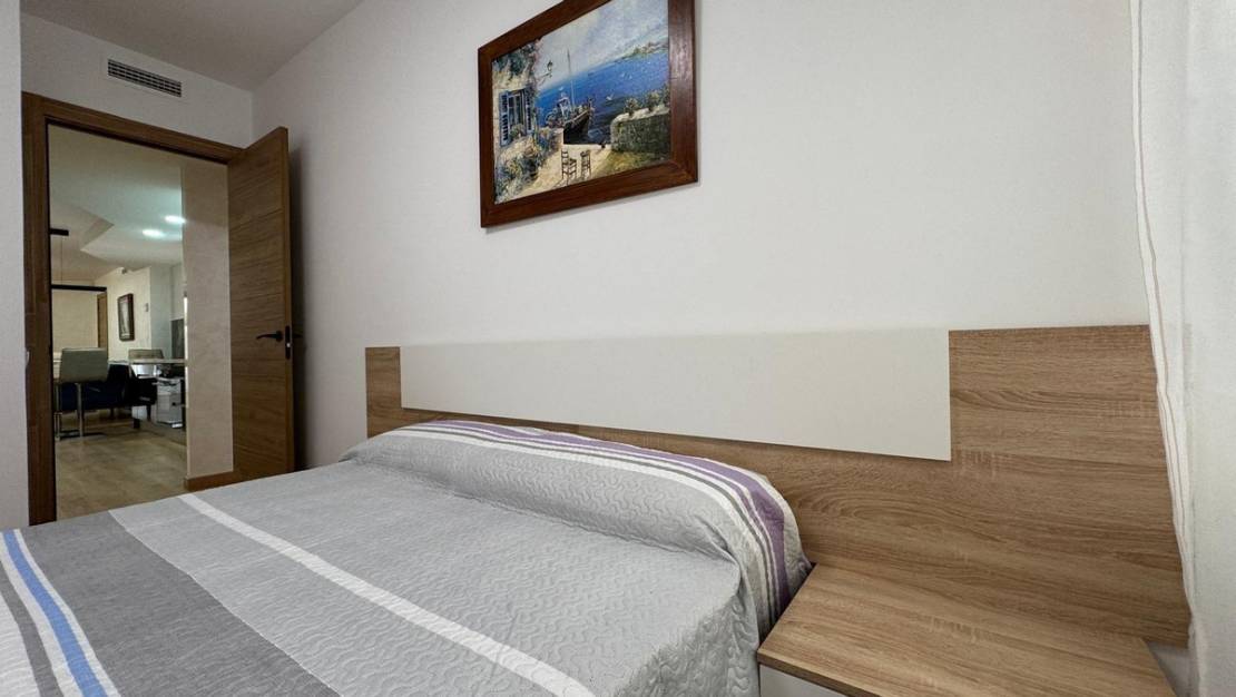 Sale - Apartment - Torrevieja - Torrevieja Centro