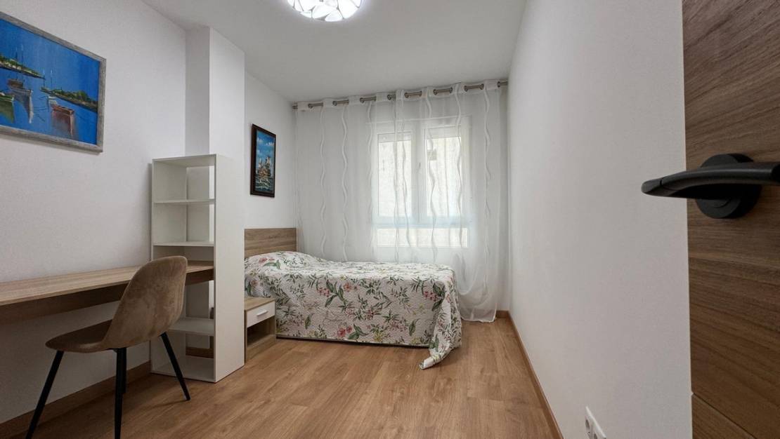 Sale - Apartment - Torrevieja - Torrevieja Centro