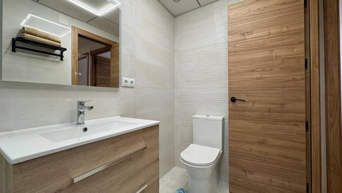 Sale - Apartment - Torrevieja - Torrevieja Centro