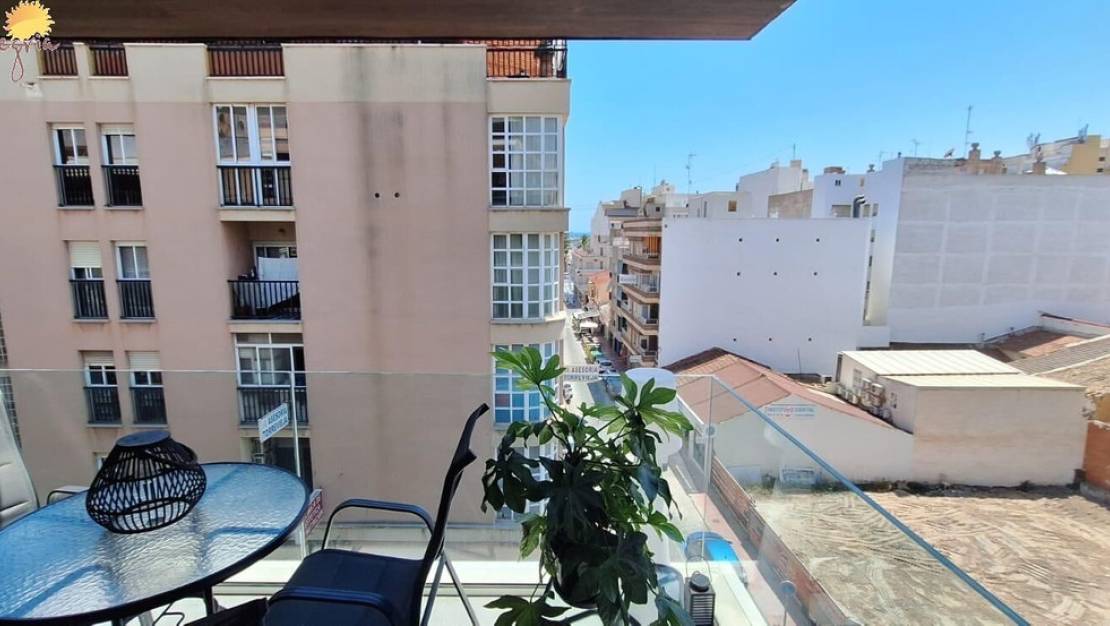 Sale - Apartment - Torrevieja - Torrevieja Centro