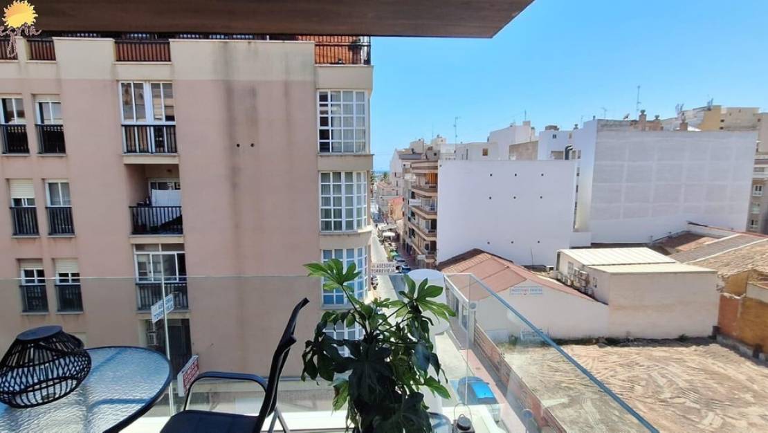 Sale - Apartment - Torrevieja - Torrevieja Centro