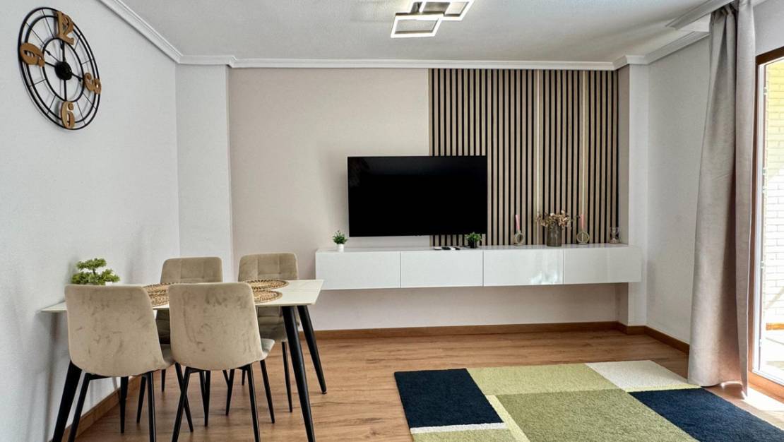 Sale - Apartment - Torrevieja - Torrevieja Centro