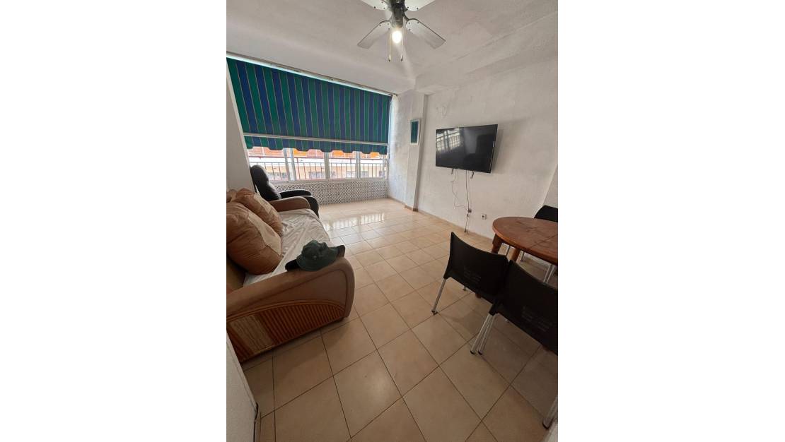 Sale - Apartment - Torrevieja - Torrevieja Centro