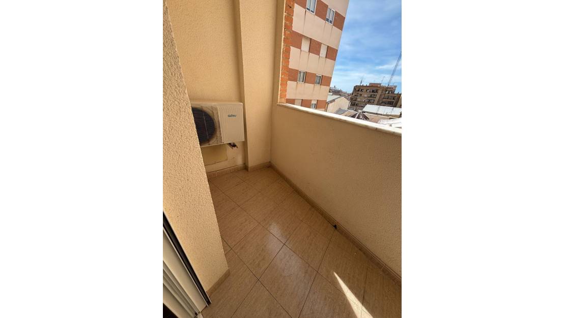 Sale - Apartment - Torrevieja - Torrevieja Centro