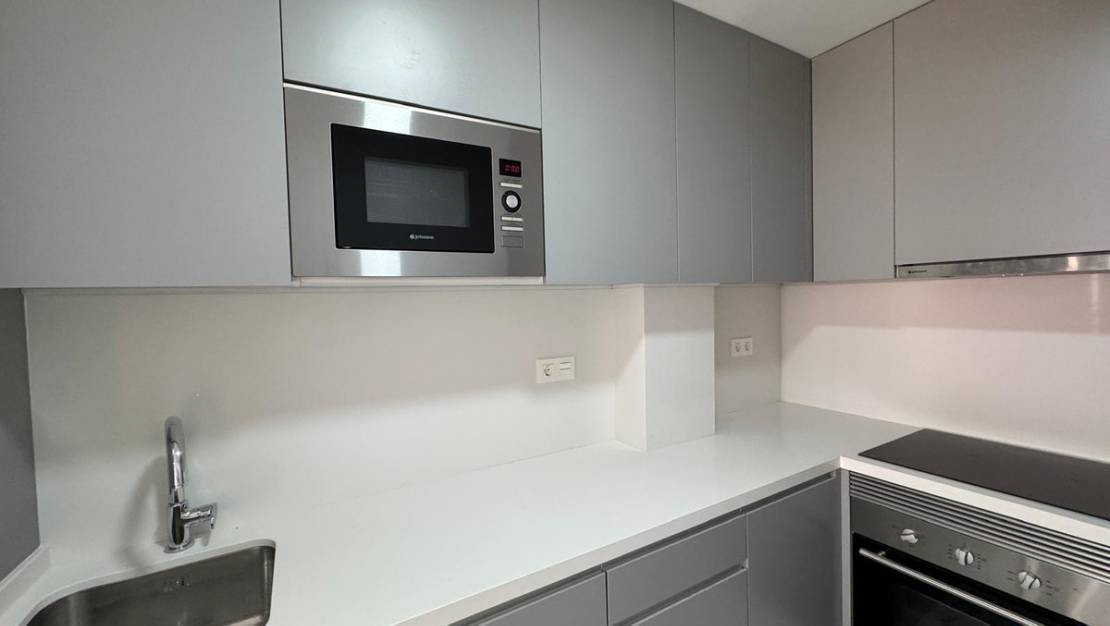 Sale - Apartment - Torrevieja - Torrevieja Centro