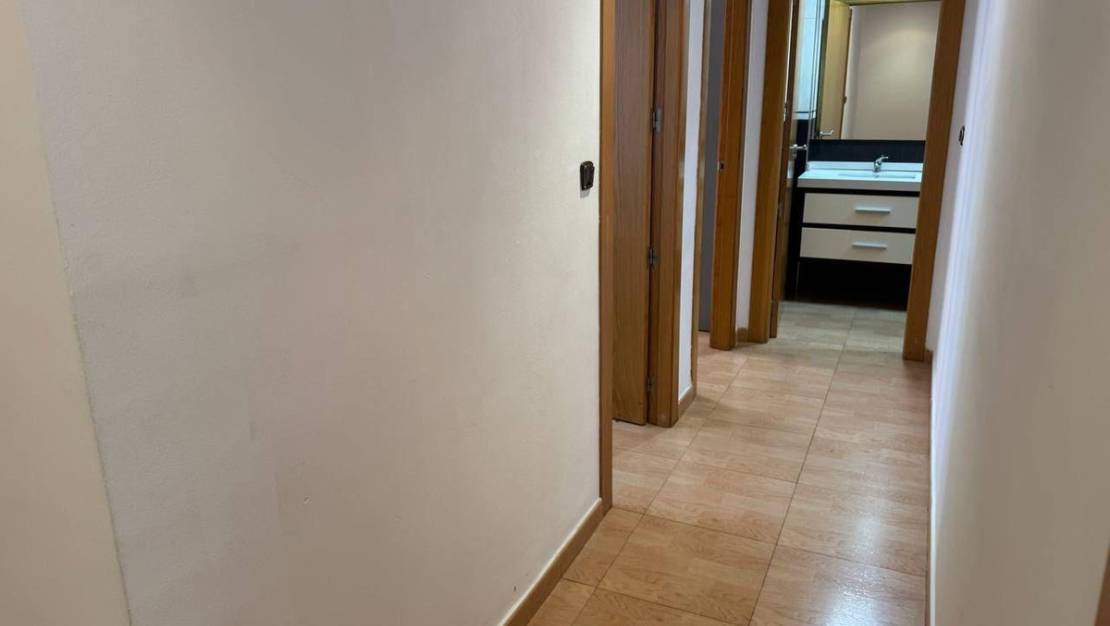 Sale - Apartment - Torrevieja - Torrevieja Centro