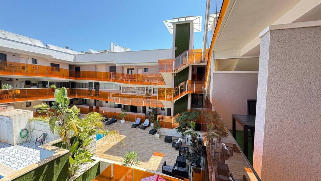 Sale - Apartment - Torrevieja - Torrevieja Centro