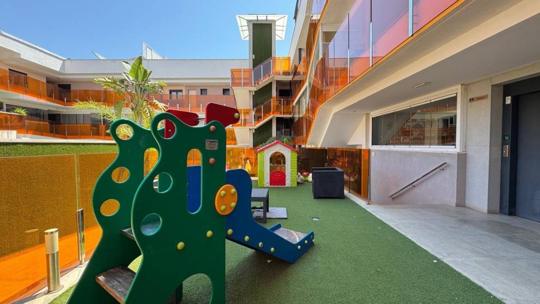 Sale - Apartment - Torrevieja - Torrevieja Centro