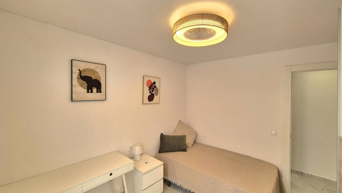 Sale - Apartment - Torrevieja - Torrevieja Centro