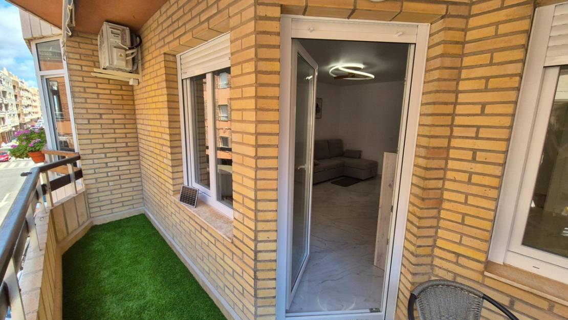 Sale - Apartment - Torrevieja - Torrevieja Centro