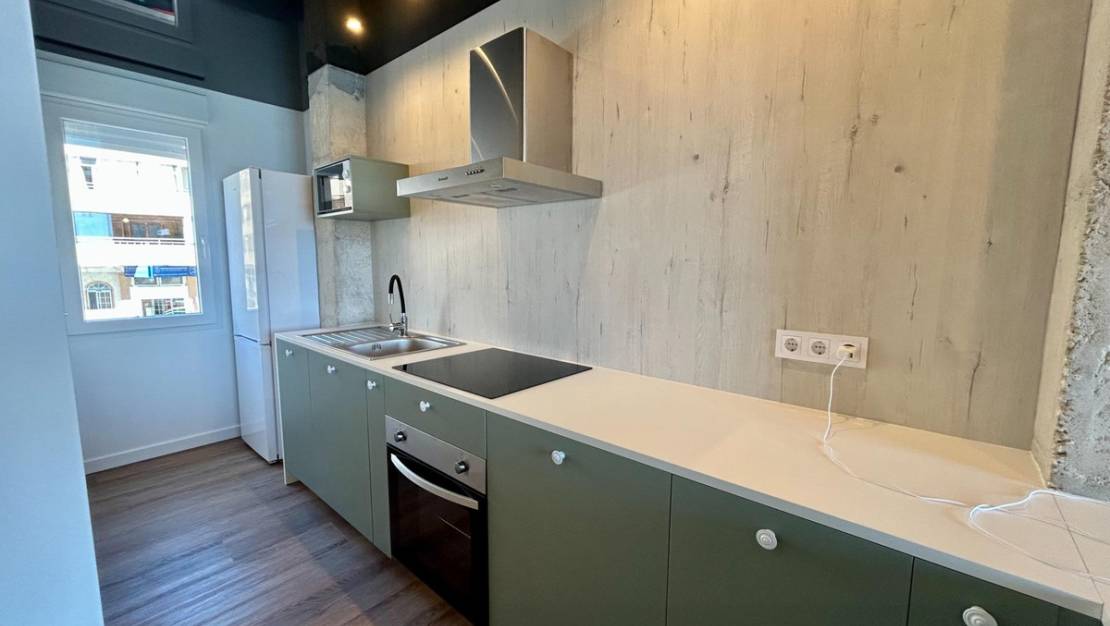 Sale - Apartment - Torrevieja - Torrevieja Centro