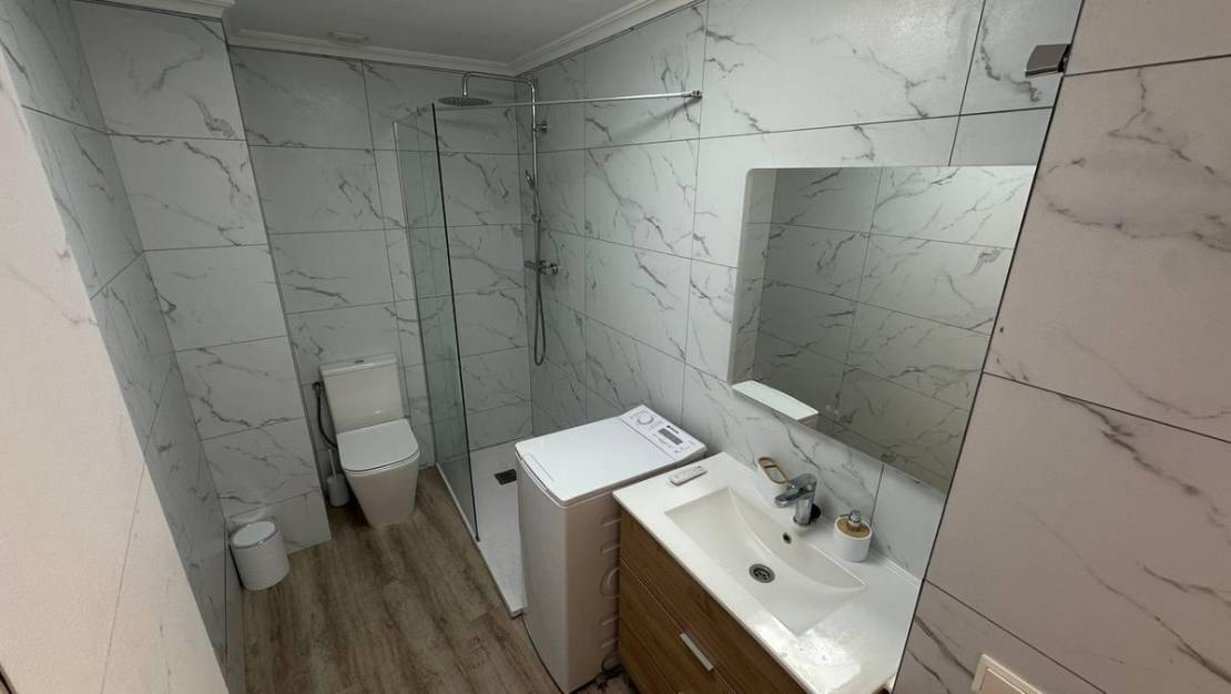 Sale - Apartment - Torrevieja - Torrevieja Centro