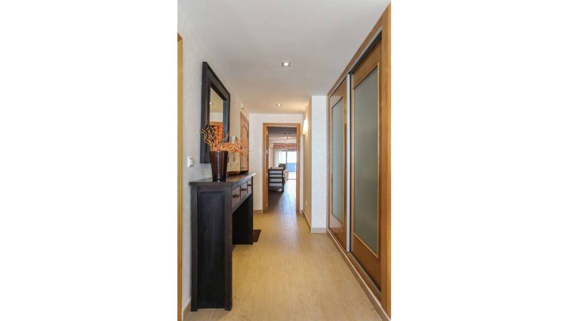 Sale - Apartment - Torrevieja - Torrevieja Centro