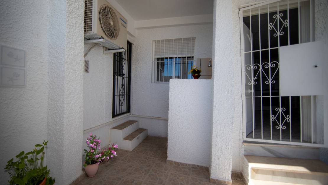 Sale - Apartment - Torrevieja - Torrevieja Centro