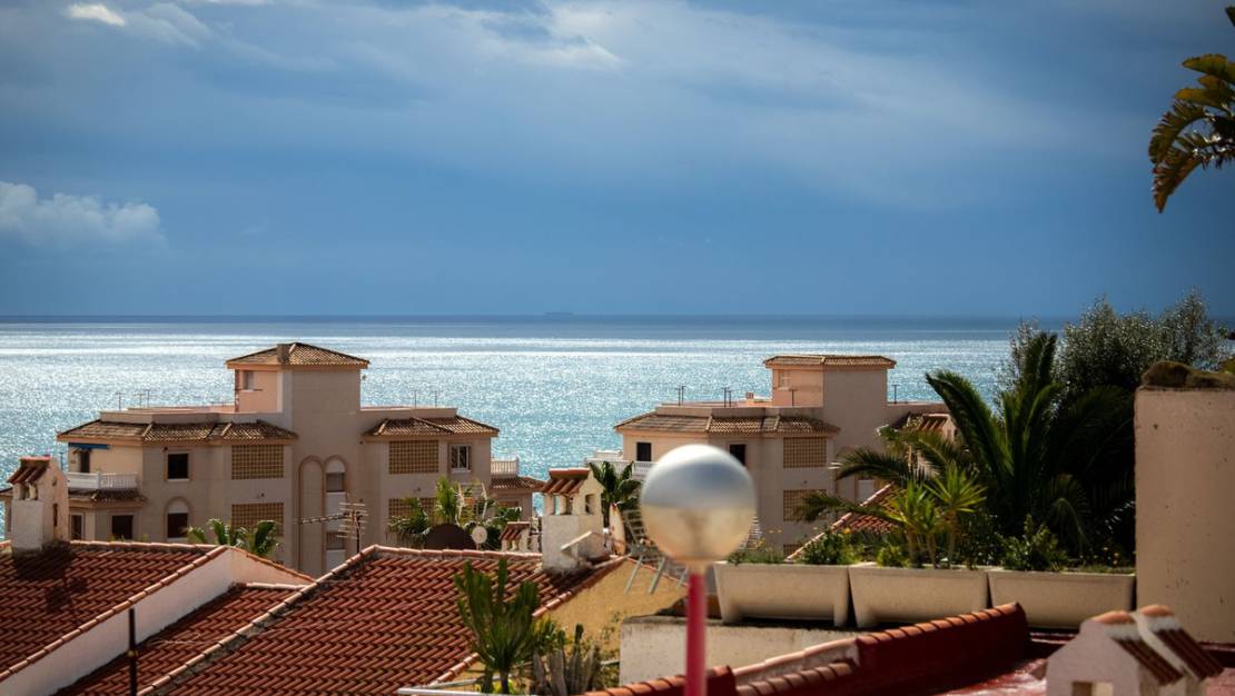 Sale - Apartment - Torrevieja - Torrevieja Centro