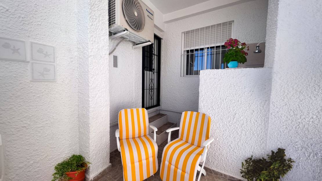 Sale - Apartment - Torrevieja - Torrevieja Centro