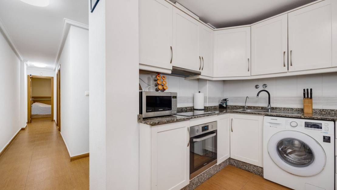 Sale - Apartment - Torrevieja - Torrevieja Centro