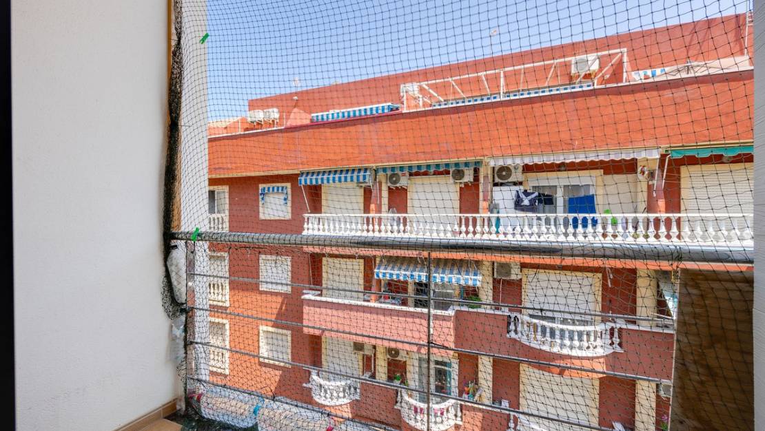 Sale - Apartment - Torrevieja - Torrevieja Centro