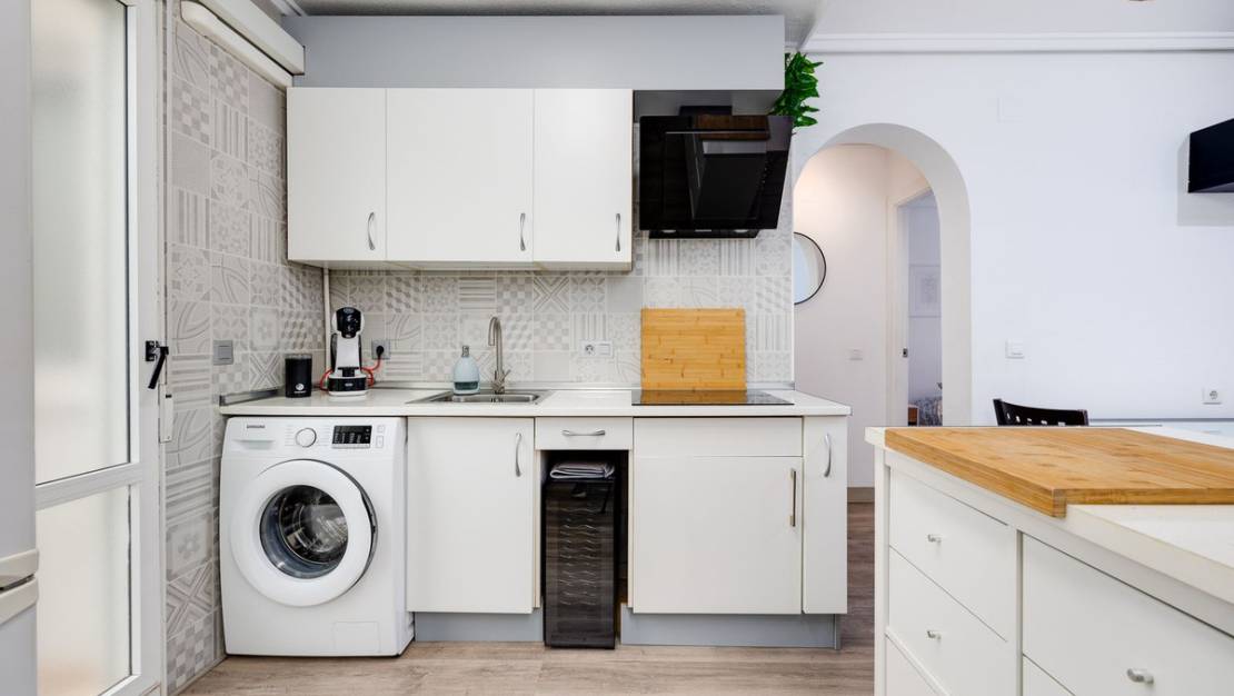 Sale - Apartment - Torrevieja - Torrevieja Centro