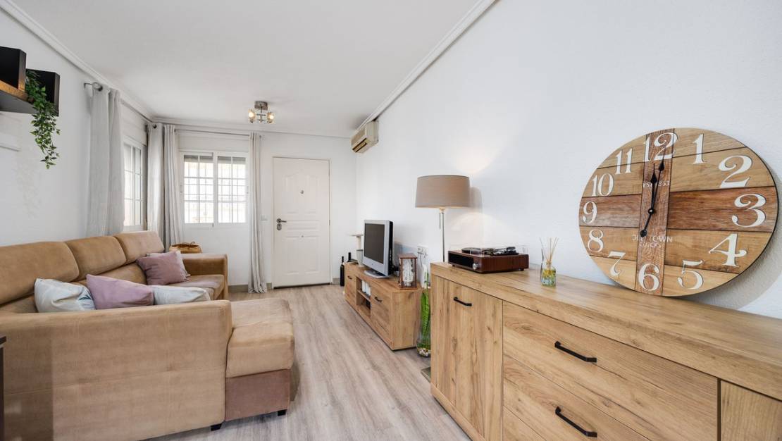 Sale - Apartment - Torrevieja - Torrevieja Centro