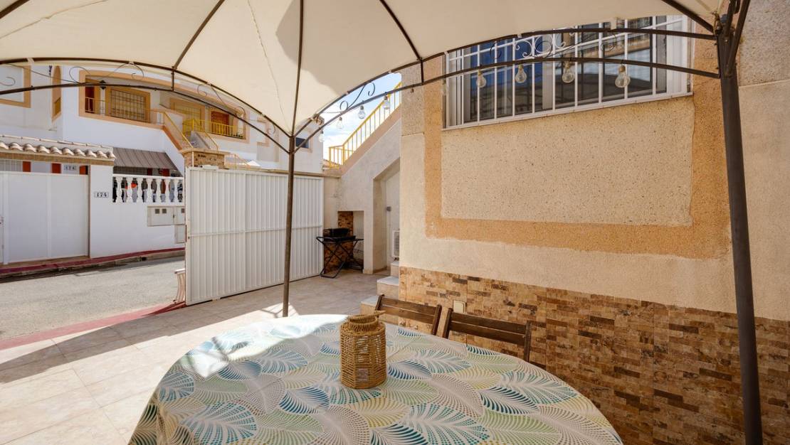 Sale - Apartment - Torrevieja - Torrevieja Centro