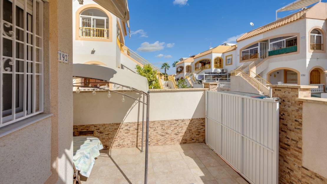 Sale - Apartment - Torrevieja - Torrevieja Centro