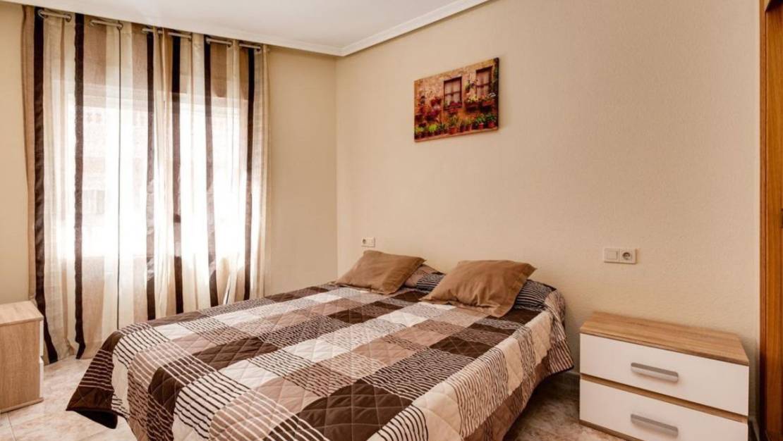 Sale - Apartment - Torrevieja - Torrevieja Centro