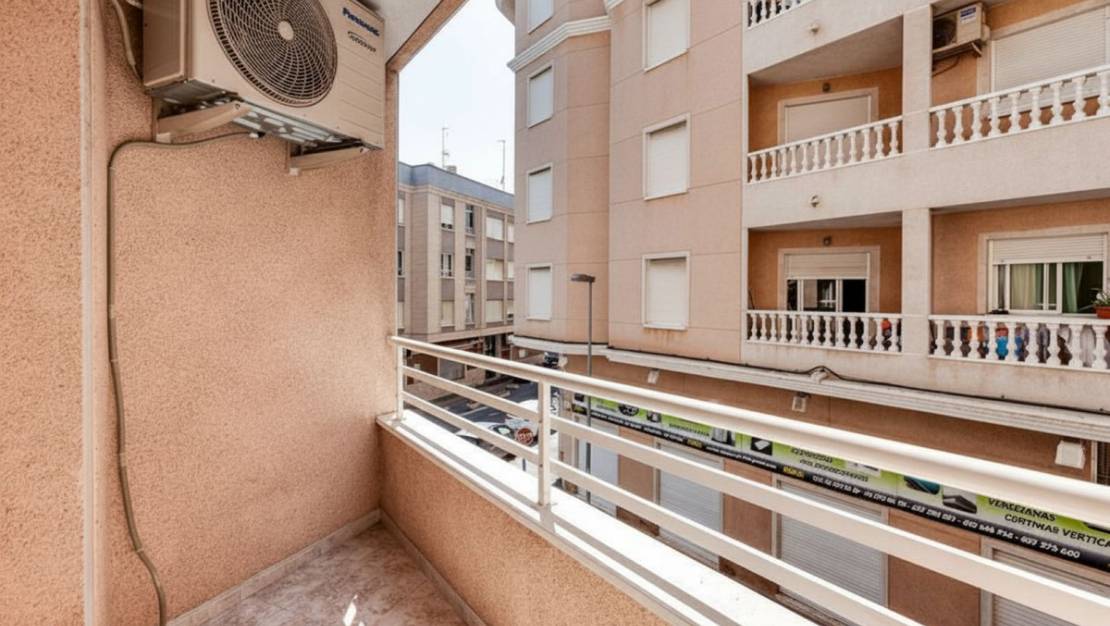 Sale - Apartment - Torrevieja - Torrevieja Centro
