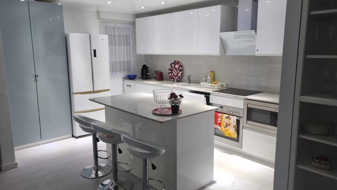 Sale - Apartment - Torrevieja - Torrevieja Centro