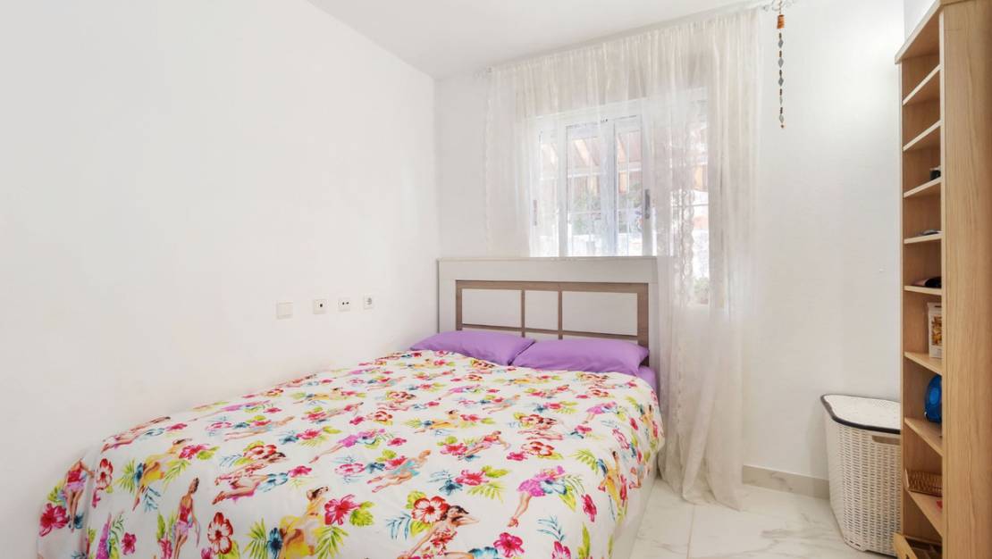 Sale - Apartment - Torrevieja - Torrevieja Centro