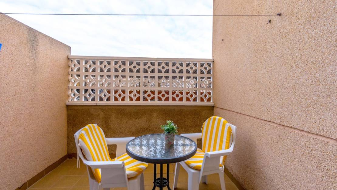 Sale - Apartment - Torrevieja - Torrevieja Centro