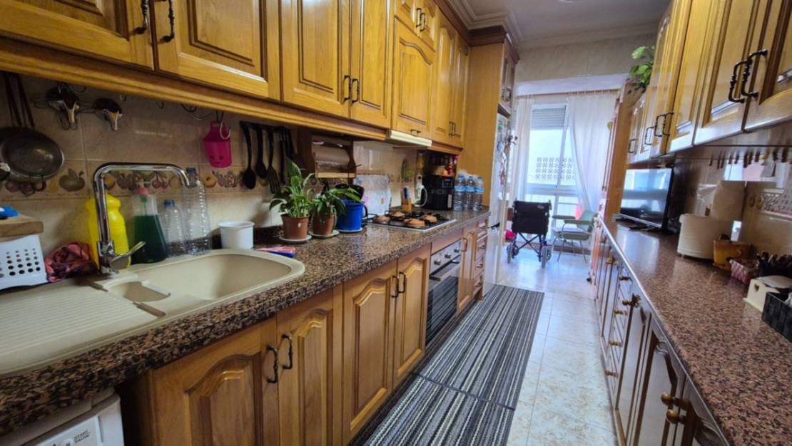 Sale - Apartment - Torrevieja - Torrevieja Centro